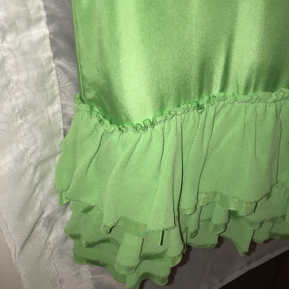 ⭐️3 for $29 Banana Republic Chartreuse Midi Skirt - Picture 2 of 6